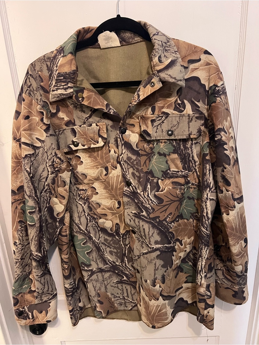 Vintage Men's Camo snap button shirt jacket